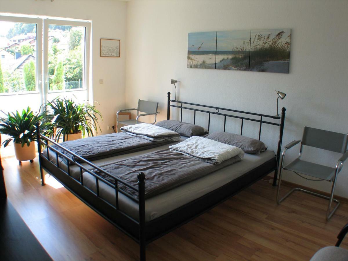Ferienwohnung In Waldrandlage Zierenberg エクステリア 写真